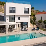 Villa Grc