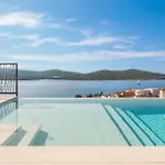 Grc Villa *