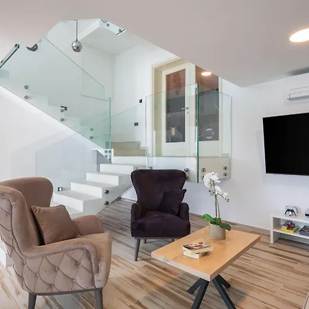 Villa Grc Zaboric