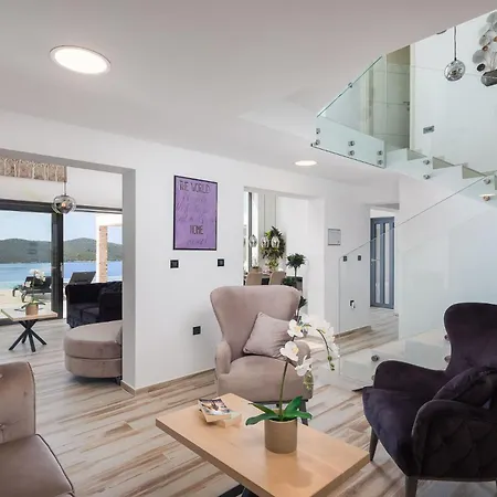 Villa Grc Zaboric