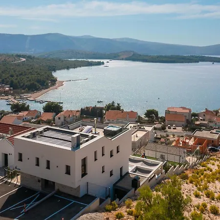 Villa Grc