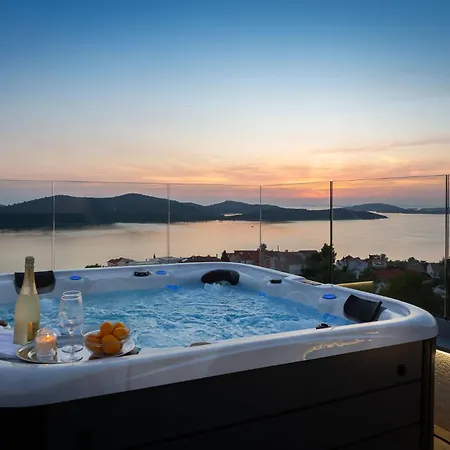 וילה Grc ז'אבוריץ'