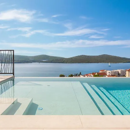 Grc Villa *